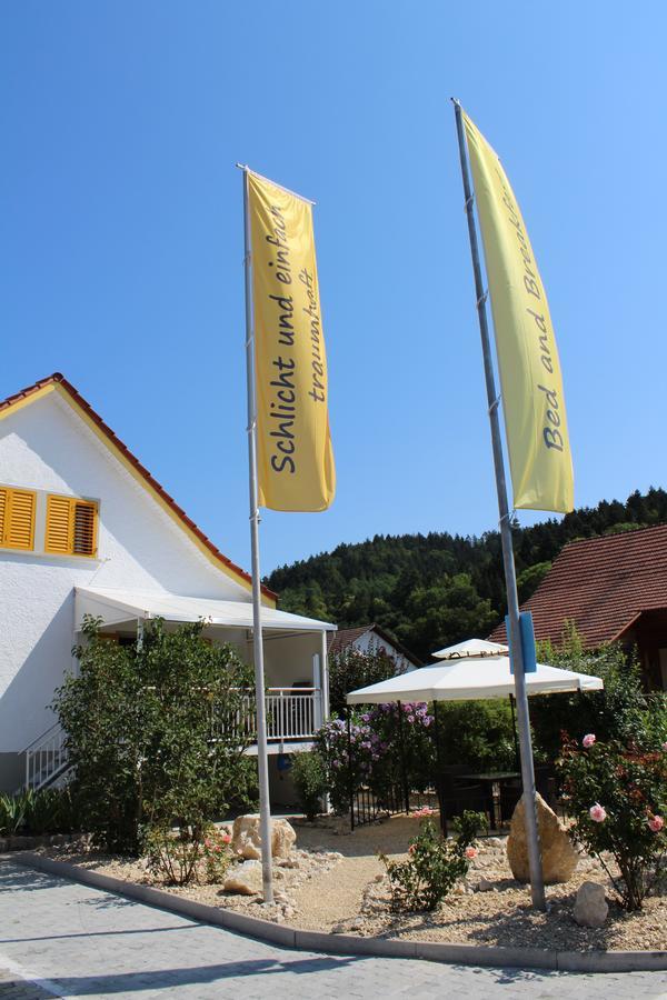 Bed and Breakfast Schlicht & Einfach Traumhaft Unterkulm Exterior foto